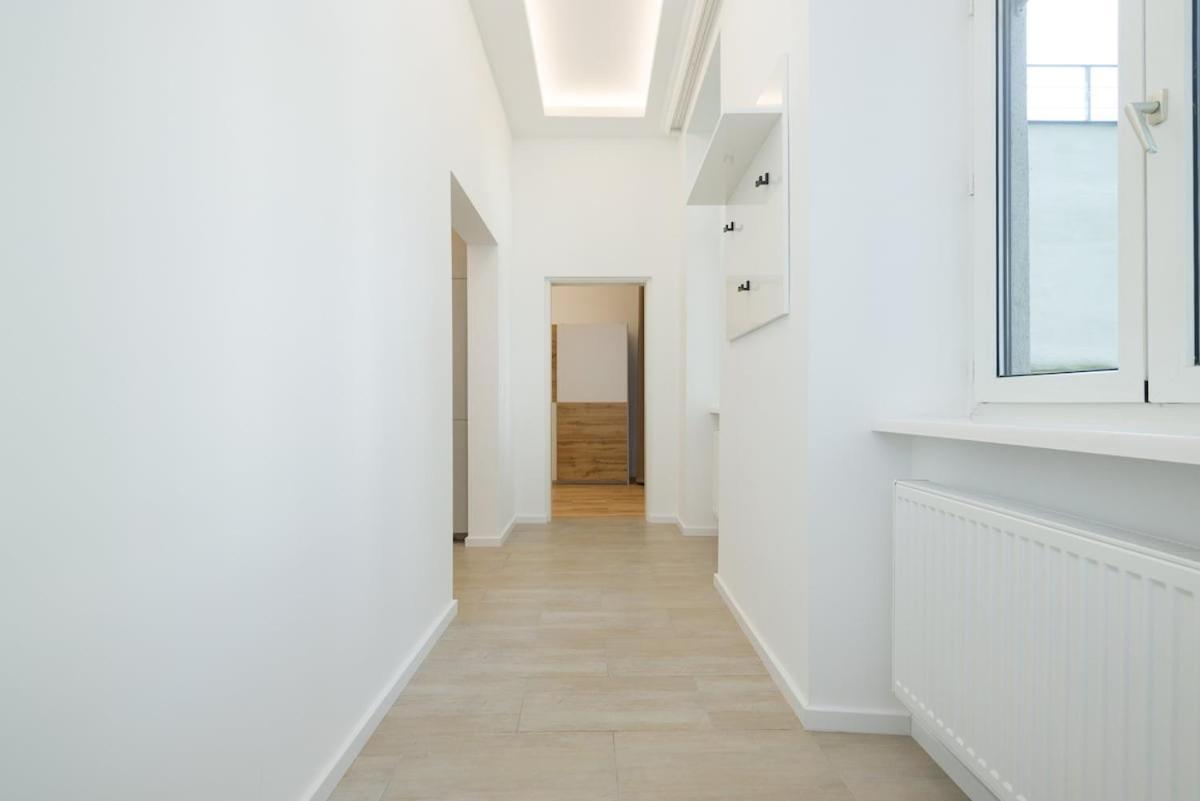 Apartament Close To Schoenbrunn I Bright Flat, Fast Wifi